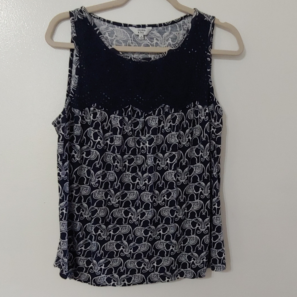 Crown& Ivy tanktop